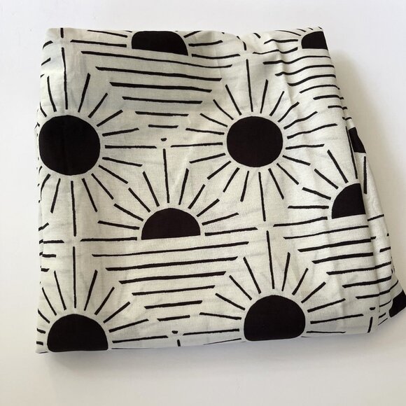 NEW Urban Outfitters UO Black & White Geo Sun Shower Curtain - Picture 2 of 3